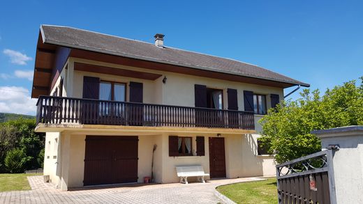 Villa en Chambéry, Saboya