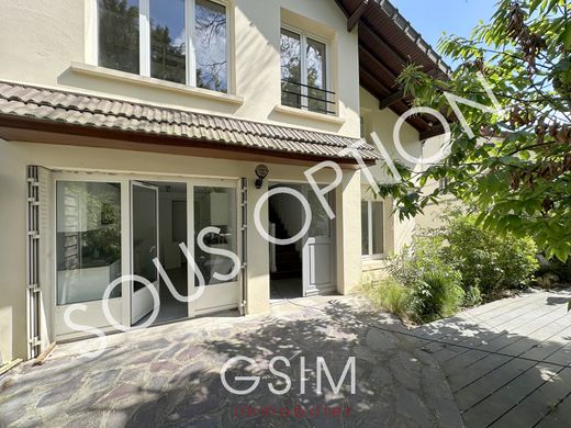 Luxury home in Garches, Hauts-de-Seine