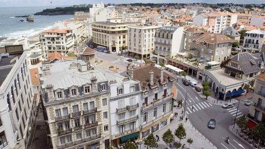 Biarritz, Pyrénées-Atlantiquesのアパートメント
