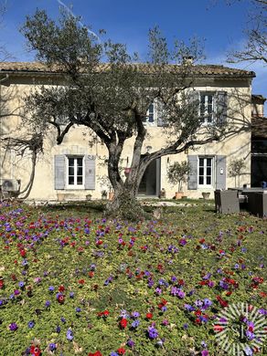 Вилла, Mollégès, Bouches-du-Rhône