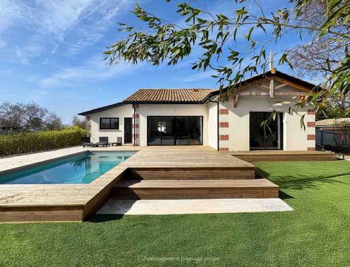 Villa in Gujan-Mestras, Gironde