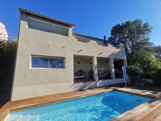 Villa in Saint-Gély-du-Fesc, Hérault