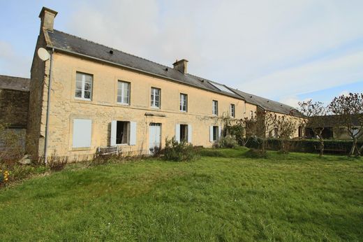 Casa di lusso a Saint-Martin-des-Entrées, Calvados