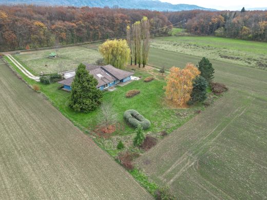 Luxe woning in Loisin, Haute-Savoie