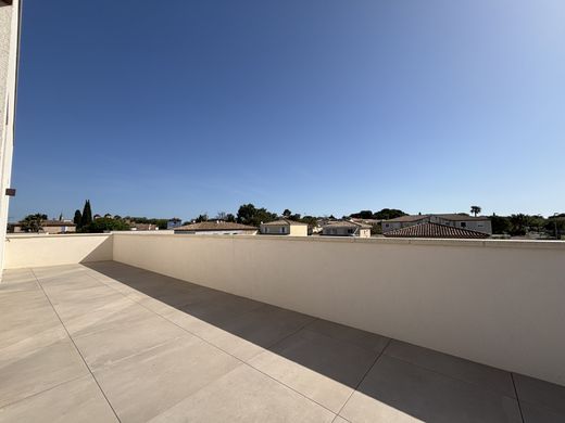 Apartment in Castries, Hérault