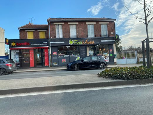 Maison de luxe à Brou-sur-Chantereine, Seine-et-Marne