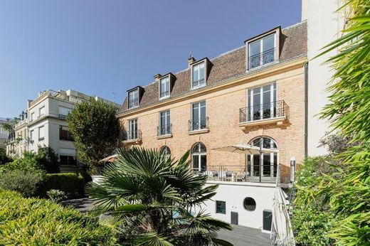 Luxury home in Neuilly-sur-Seine, Hauts-de-Seine