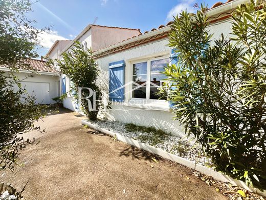 Casa di lusso a Bretignolles-sur-Mer, Vandea