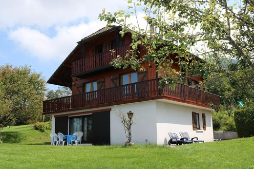 Πολυτελή κατοικία σε La Roche-sur-Foron, Haute-Savoie