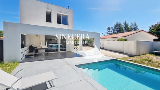 Villa in Biscarrosse, Landes