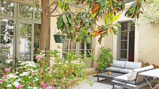 Luxury home in Nîmes, Gard