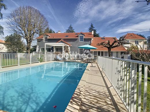 Luxury home in Angoulême, Charente