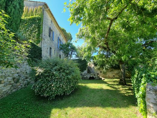 호화 저택 / Castelnaudary, Aude