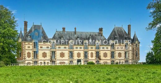 Kasteel in Pacy-sur-Eure, Eure