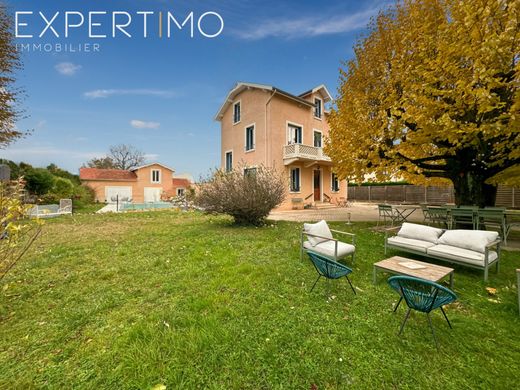 Luxury home in Trévoux, Ain