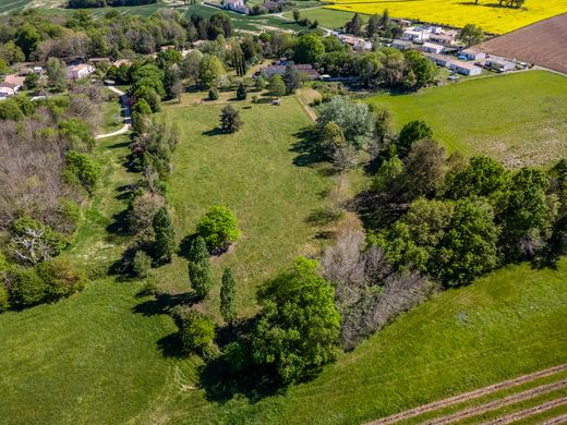 Luxury home in Saujon, Charente-Maritime