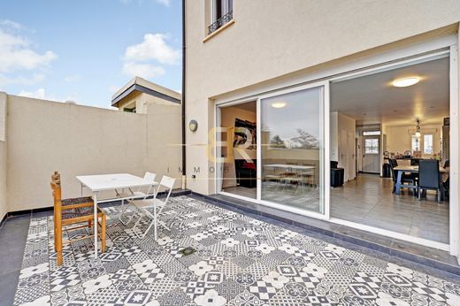 Luxury home in Villejuif, Val-de-Marne