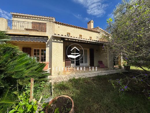 Luxus-Haus in Cagnes-sur-Mer, Alpes-Maritimes