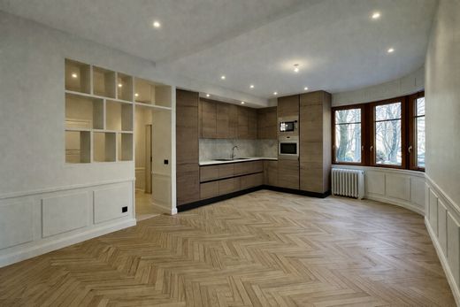 Apartment / Etagenwohnung in Chambéry, Savoy
