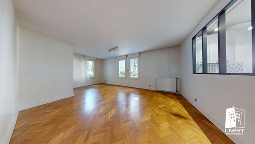 Apartament w Sèvres, Hauts-de-Seine