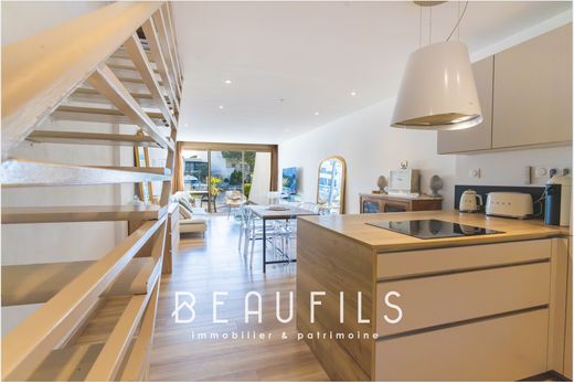 Apartment / Etagenwohnung in Port Camargue, Gard