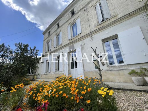 Luksusowy dom w Pomerol, Gironde