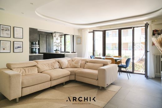 Apartment in Les Lilas, Seine-Saint-Denis