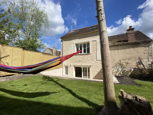 Casa de lujo en Montigny-sur-Loing, Sena y Marne