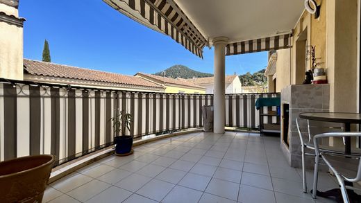 Квартира, Carqueiranne, Var