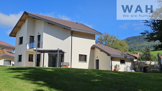 Villa in Copponex, Haute-Savoie