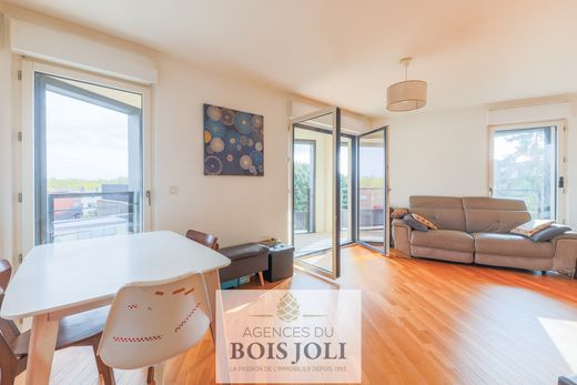 Appartement in Issy-les-Moulineaux, Hauts-de-Seine