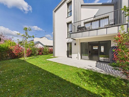 Apartament w Nanterre, Hauts-de-Seine