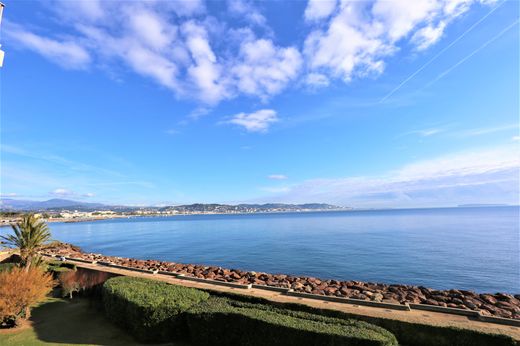 Appartement à Mandelieu-la-Napoule, Alpes-Maritimes