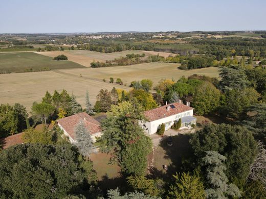 Luxury home in Eauze, Gers
