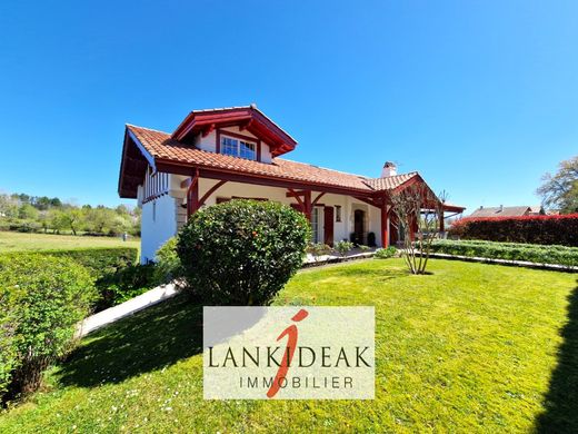 Πολυτελή κατοικία σε Ustaritz, Pyrénées-Atlantiques