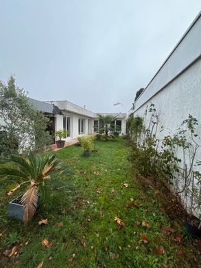 Πολυτελή κατοικία σε Chassieu, Rhône