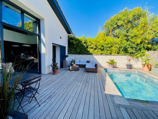 豪宅  Lattes, Hérault