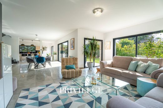 Luksusowy dom w Sainte-Foy-lès-Lyon, Rhône