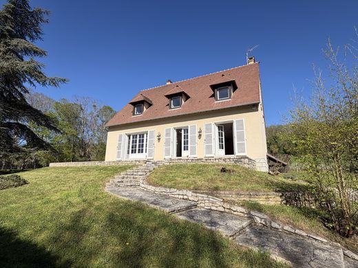 Luxury home in Rosay, Yvelines