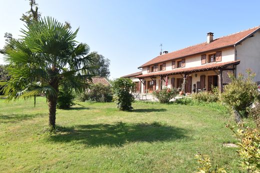 Casa di lusso a Mézériat, Ain