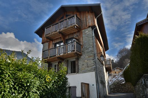 Maison de luxe à Bozel, Savoie