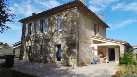 Maison de luxe à Saint-Germain-du-Puch, Gironde