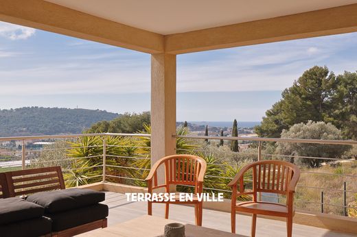 Luxury home in Ollioules, Var