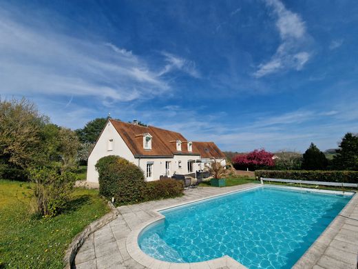 Casa de lujo en Saint-Antoine-du-Rocher, Indre y Loira