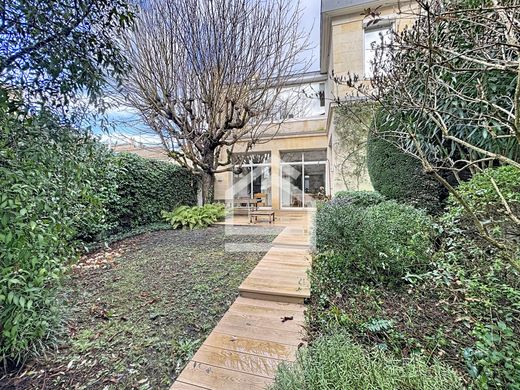 Luxury home in Bordeaux, Gironde