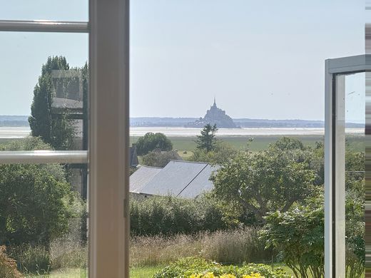 Casa de luxo - Vains, Mancha