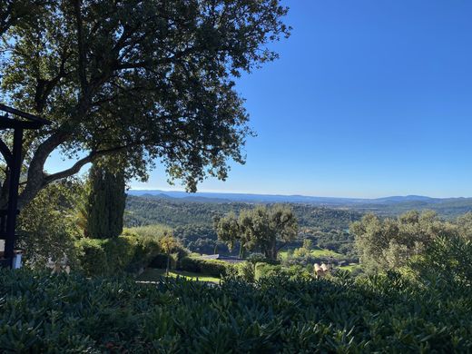 Villa a La Londe-les-Maures, Var