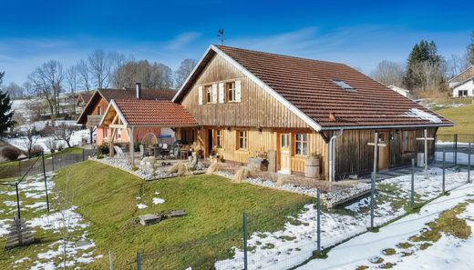 Luxury home in Montflovin, Doubs