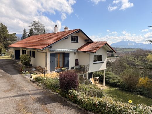 Luxury home in Monnetier-Mornex, Haute-Savoie