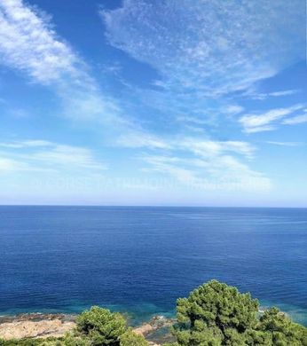 أرض ﻓﻲ Sari-Solenzara, South Corsica